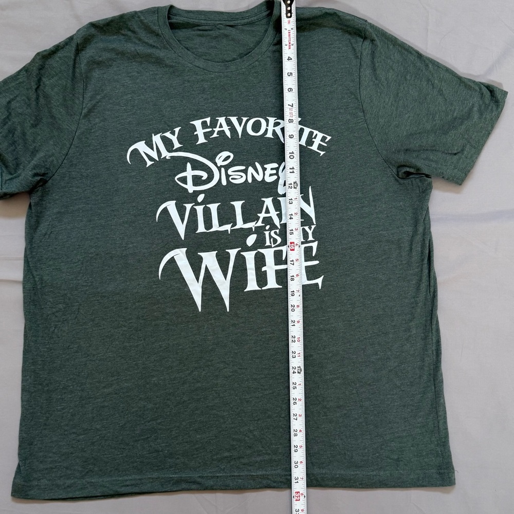 Disney‎ Dark Green Villain Graphic Tee - Picture 3 of 4